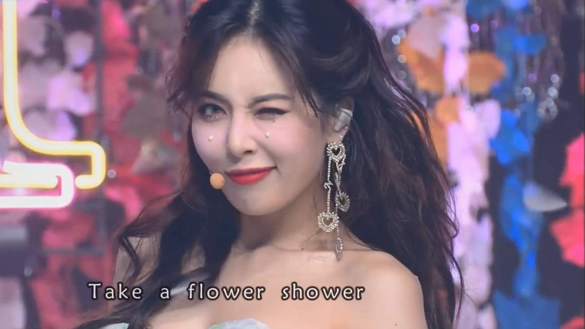 【莫笑中字】现在我要走在花路上!金泫雅《FLOWER SHOWER》打歌舞台合集